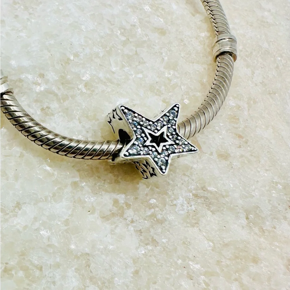 EUC Pandora 790016C01 Sterling Silver Asymmetric Star Charm w/ Clear CZ’s